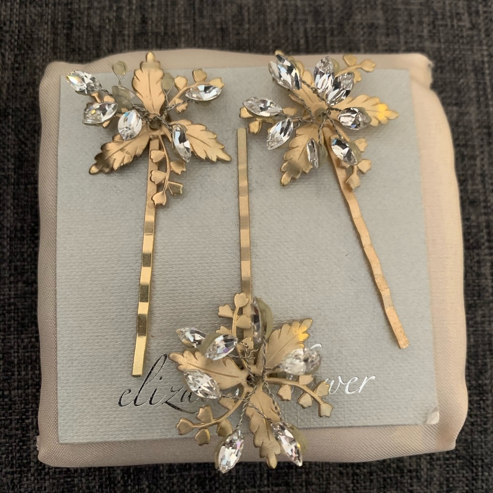 Hair pins